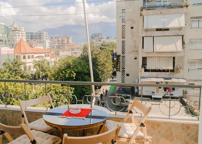 Cozy In ティラナ