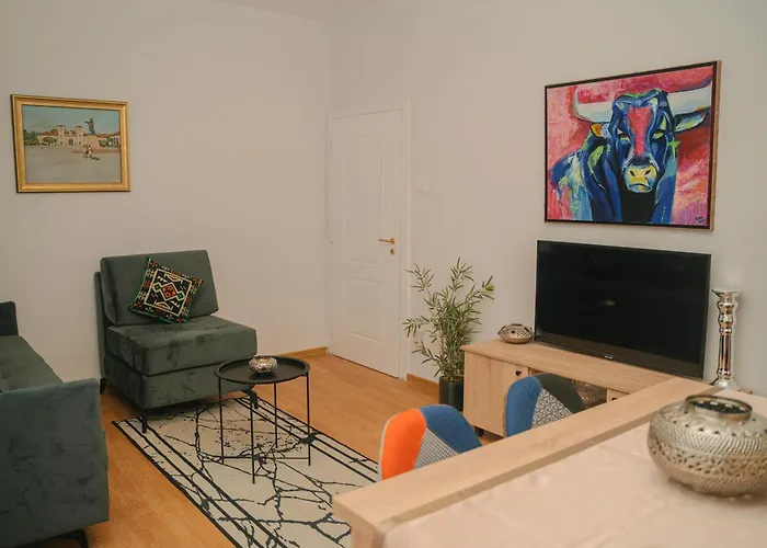 Cozy In Apartmán Tirana